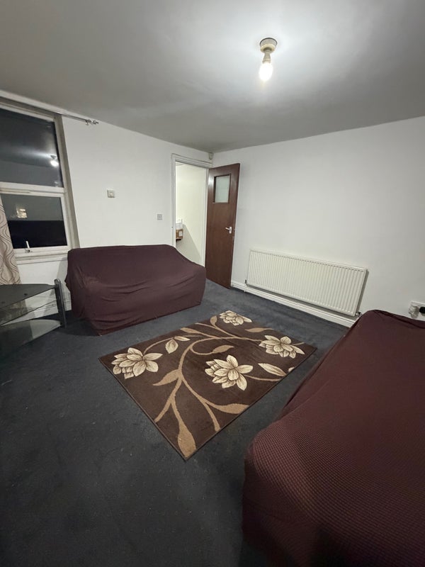 Room Pershore Road in Birmingham