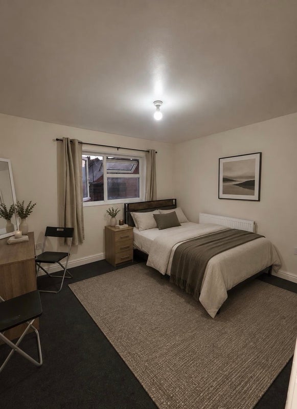 Room Pershore Road in Birmingham