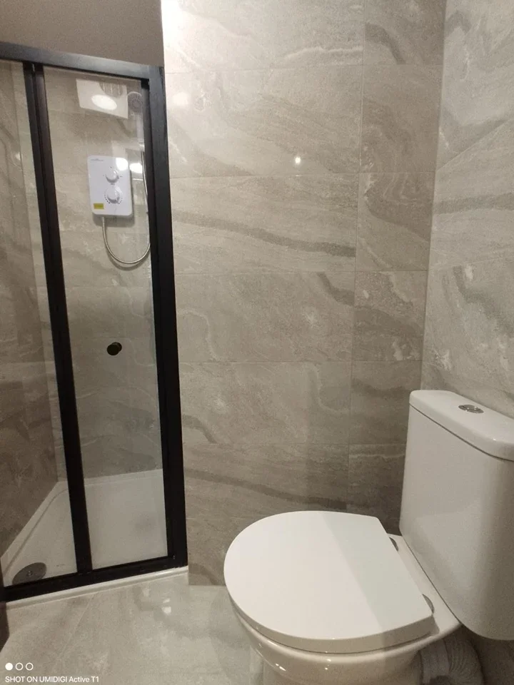 Room Westcote Road in Greater London