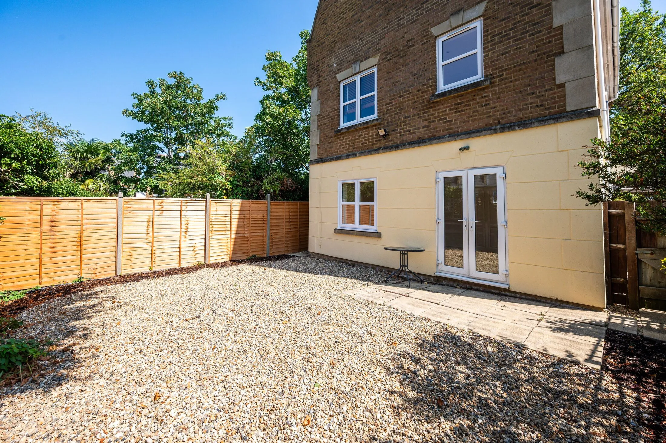 House Streamline Mews in Greater London