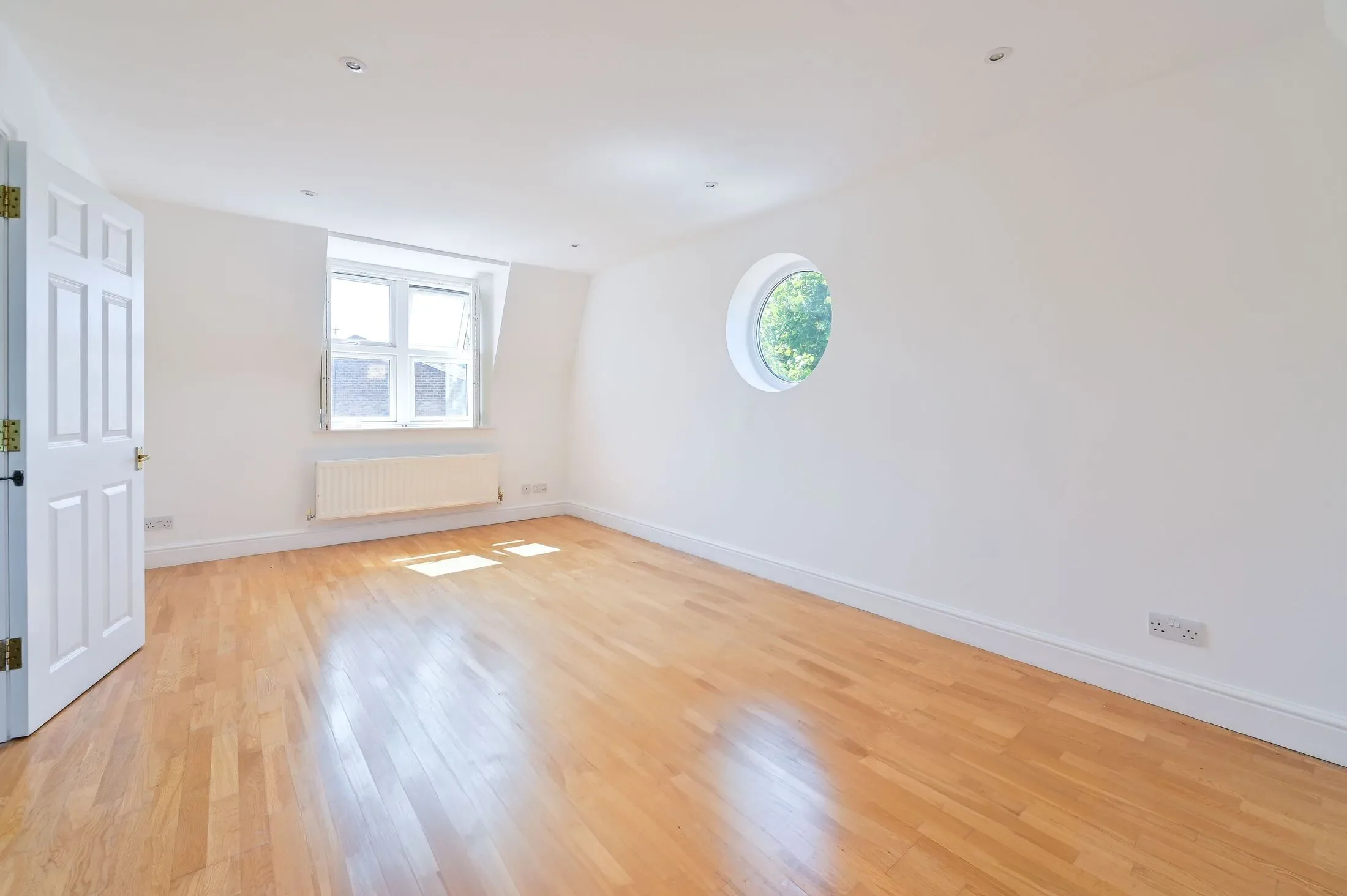 House Streamline Mews in Greater London