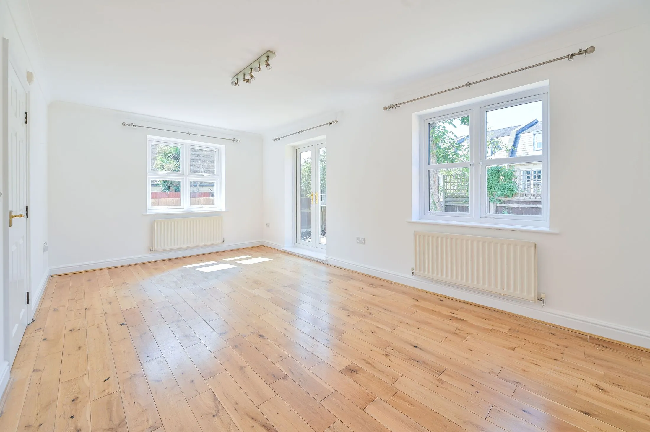 House Streamline Mews in Greater London