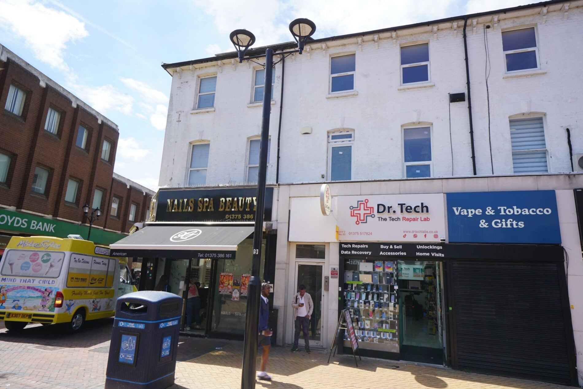 Flat High Street in Grays