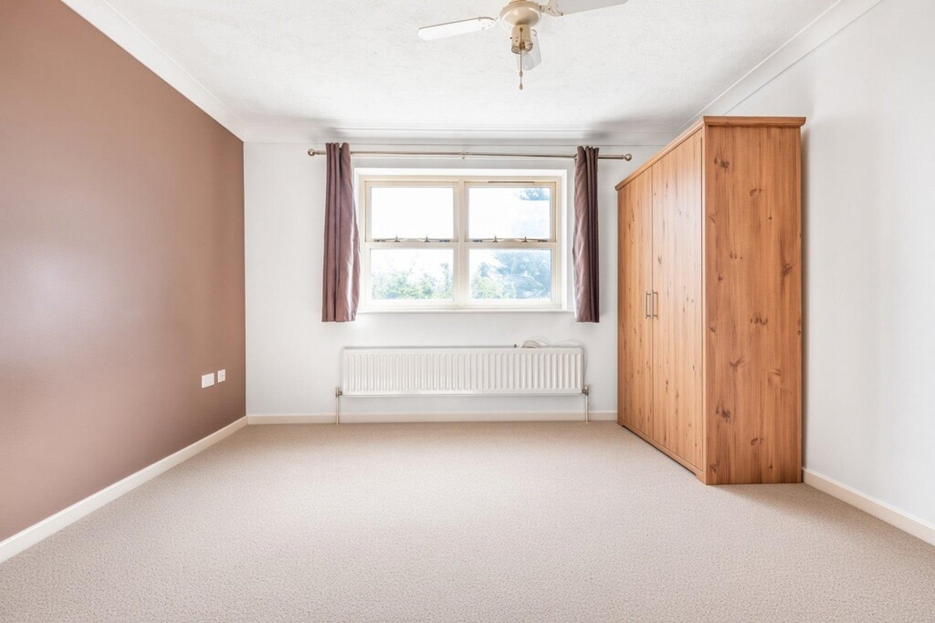 House Masefield Way in Borough of Spelthorne