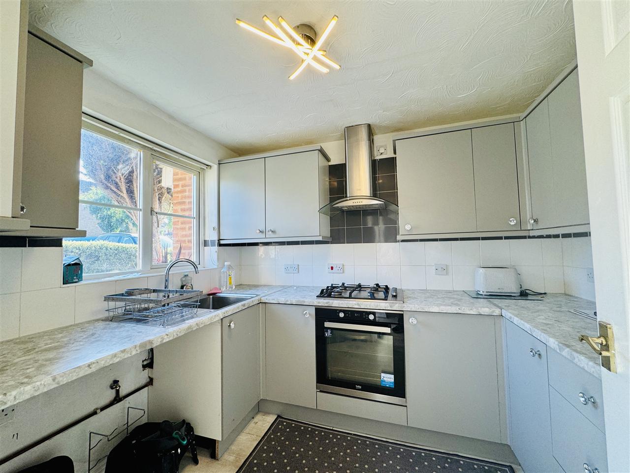House Derwent Close in Watford