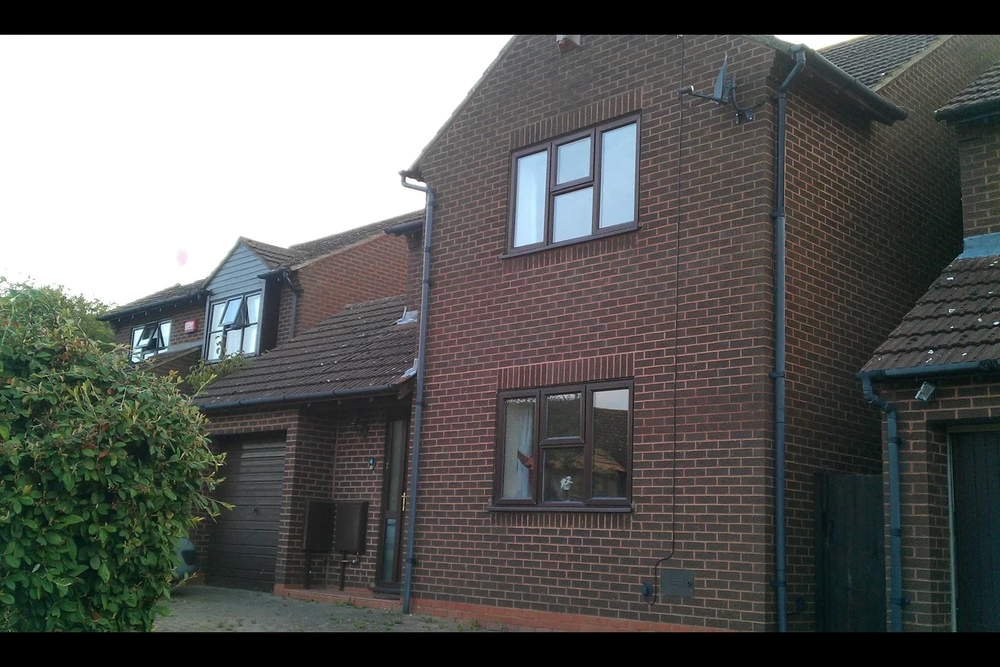 House Leafield Rise in Milton Keynes