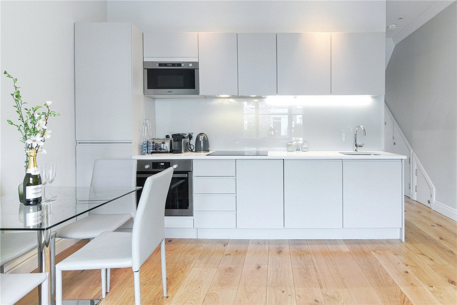 Flat Ockendon Road in Greater London