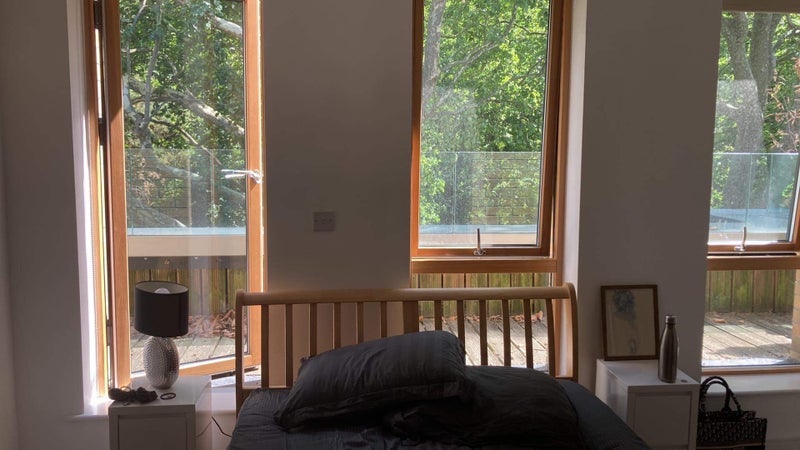 Room Southwark Park Road in Greater London