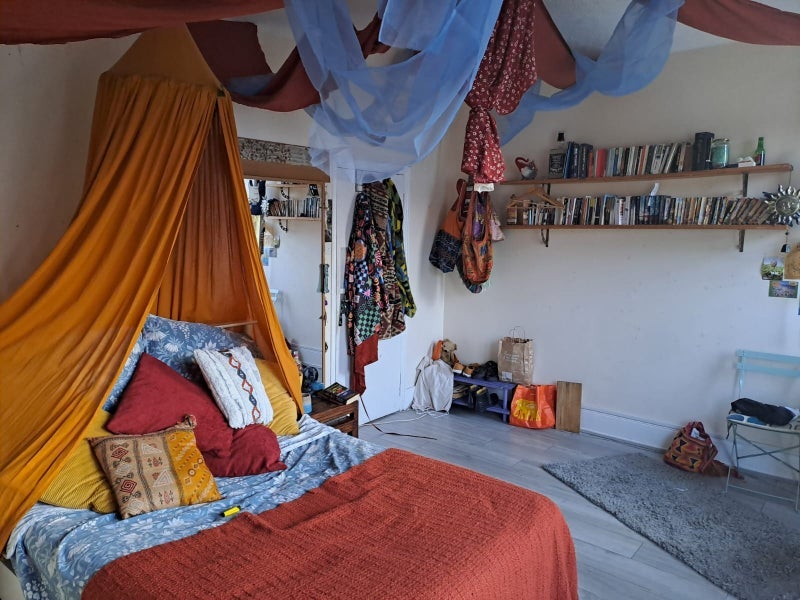 Room Fairfax Road in Greater London