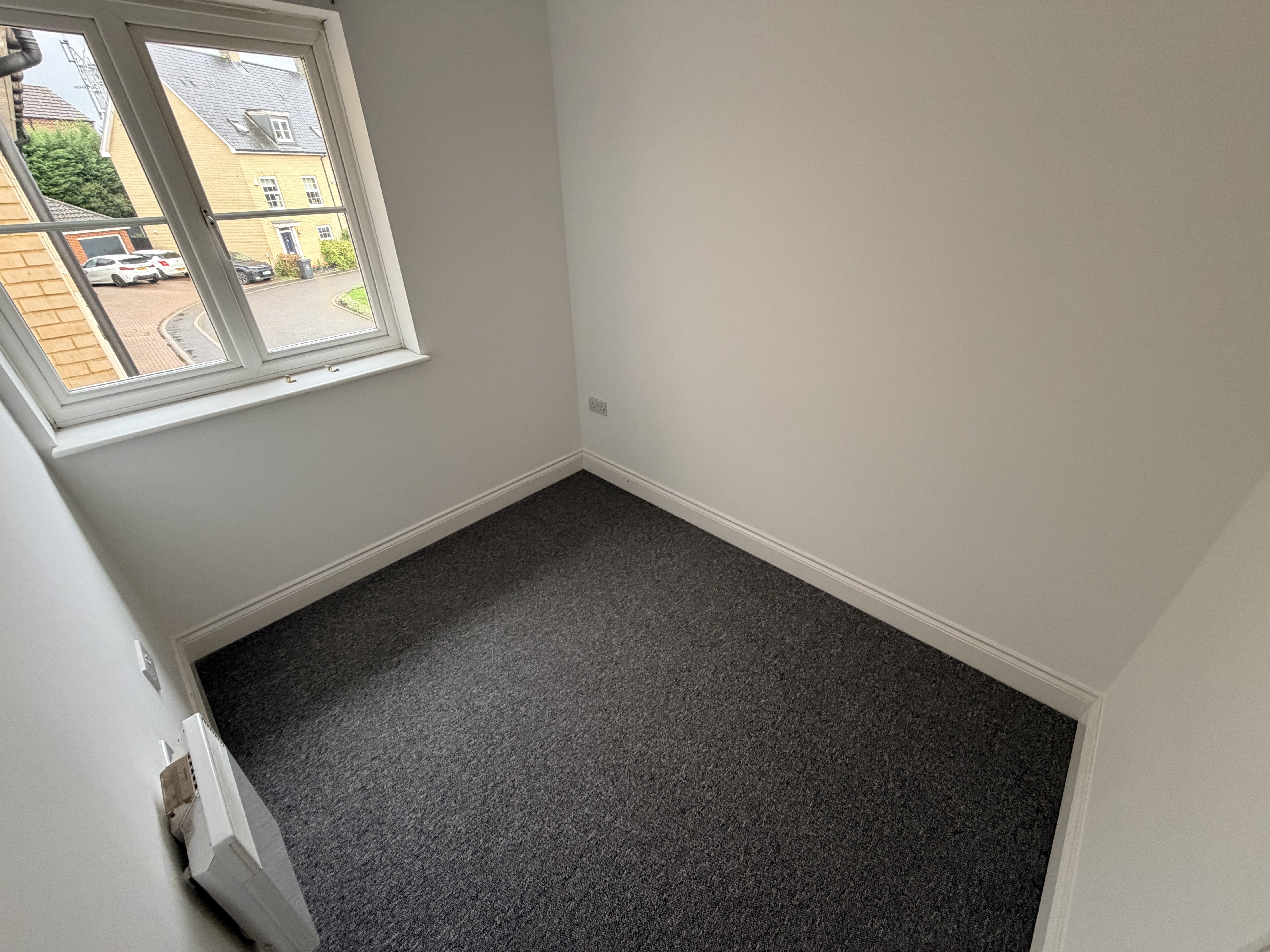 Flat Crown House Close in Breckland District