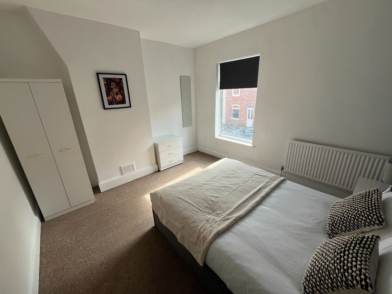 Room York Road in Shirebrook