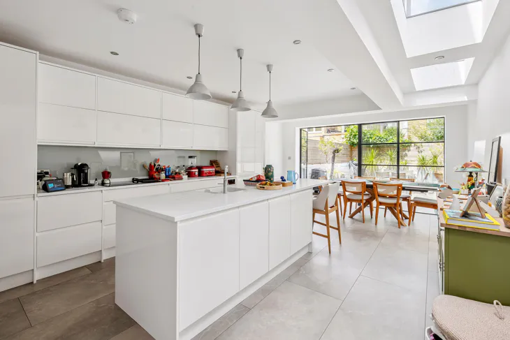 House Ashcombe Street in Greater London