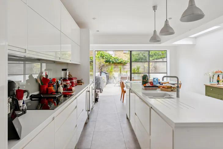 House Ashcombe Street in Greater London