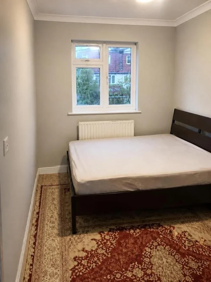 Room Sherrick Green Road in Greater London