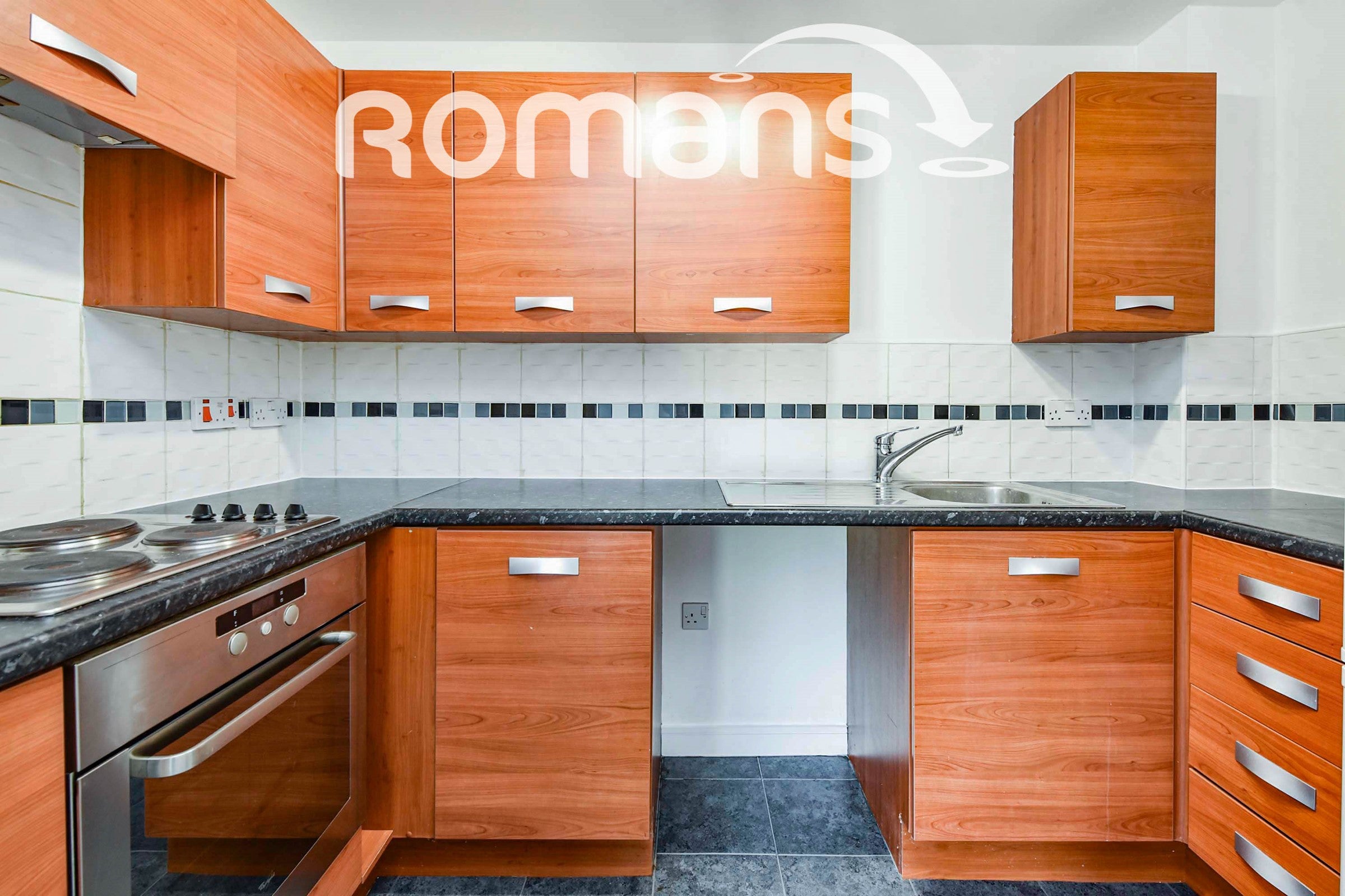 Flat Blease Close in Staverton