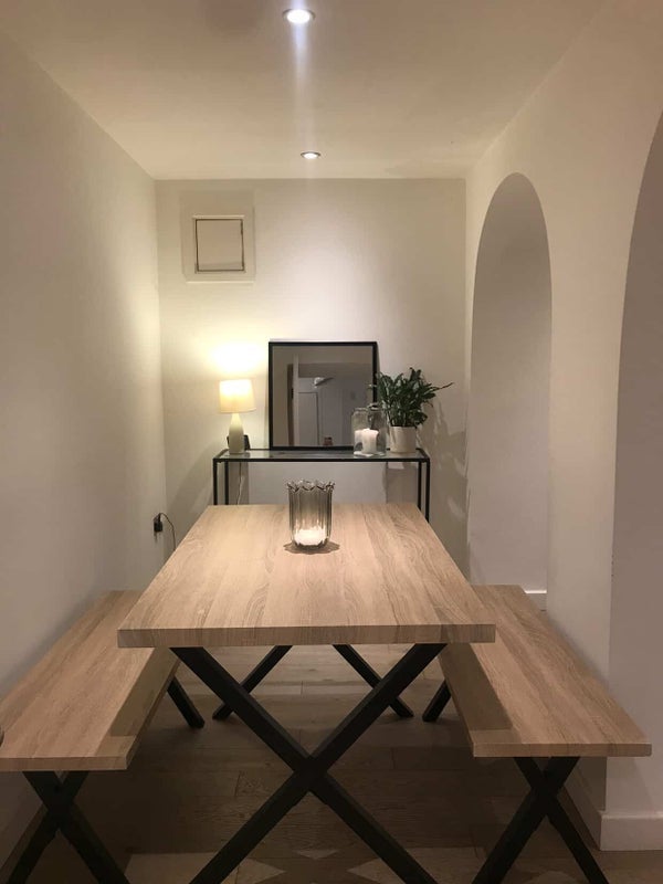 Room Silverthorne Road in Greater London