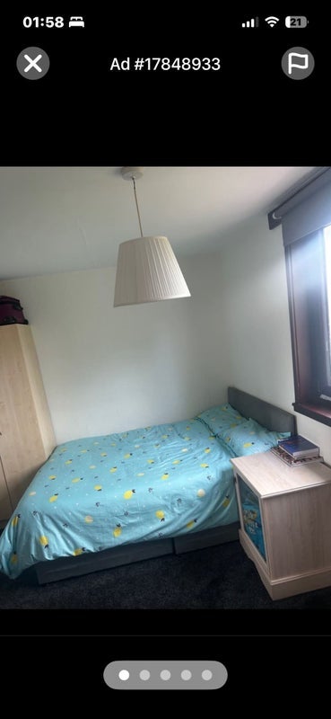 Room Torbrex Road in Cumbernauld
