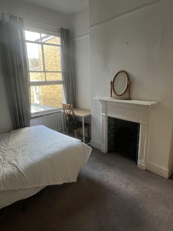 Room Gaskarth Road in Greater London