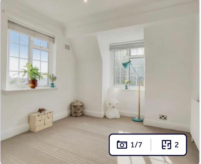 Room Mitcham Lane in Greater London