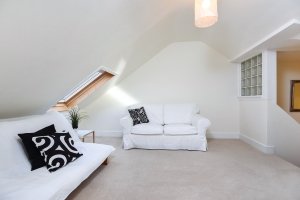 Flat Gosberton Road in Greater London
