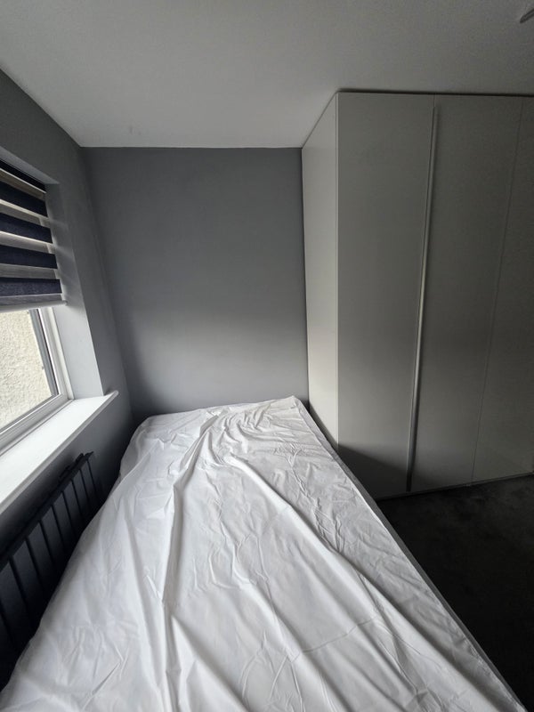 Room Ael-y-Bryn in Cardiff