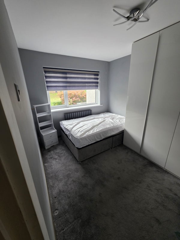 Room Ael-y-Bryn in Cardiff