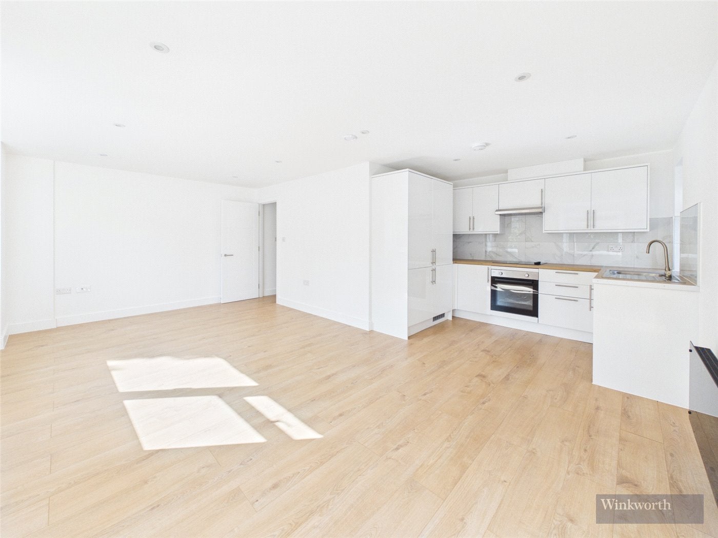 Flat Castleview Road in Elmbridge