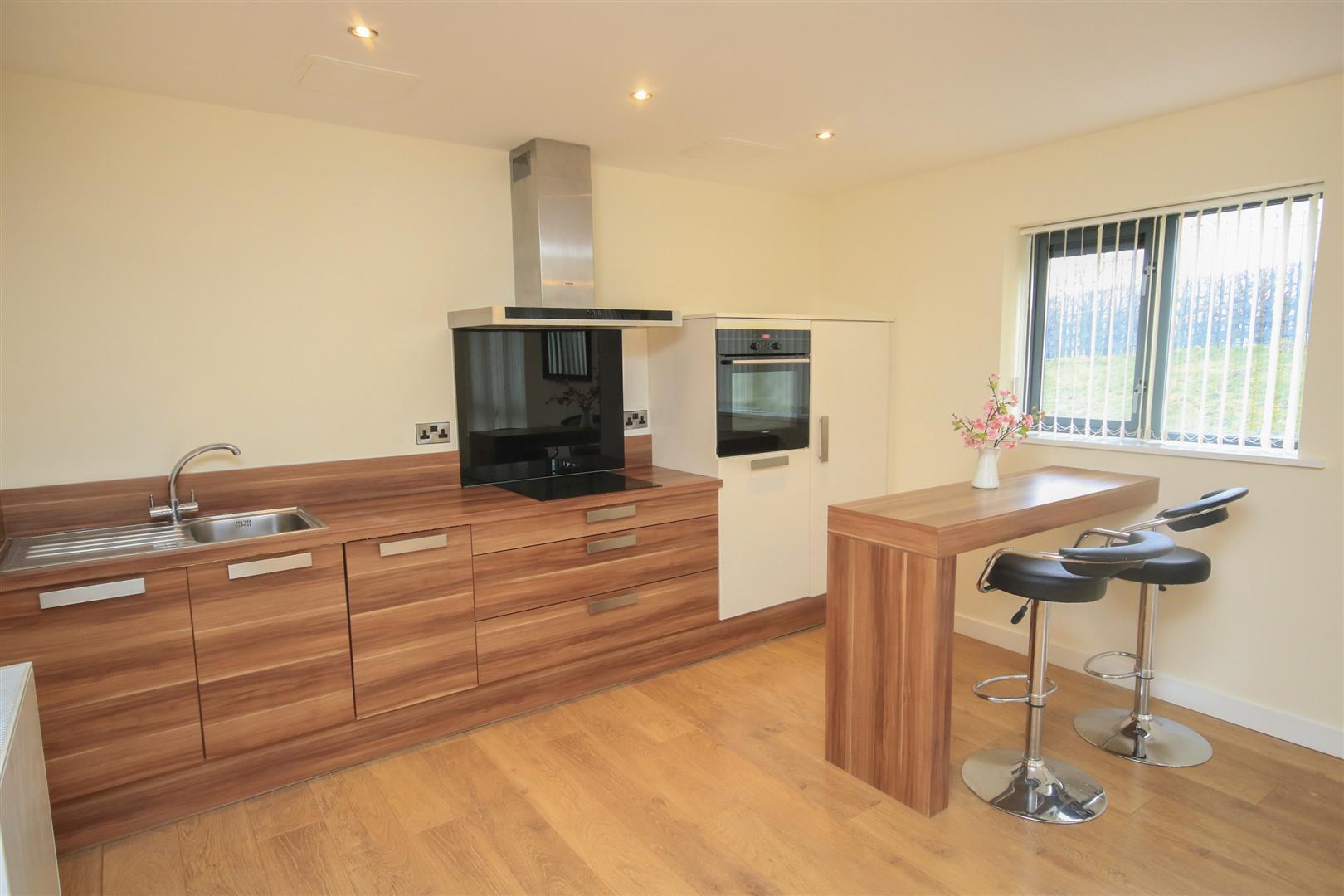 Flat Hurst Lane in Doncaster