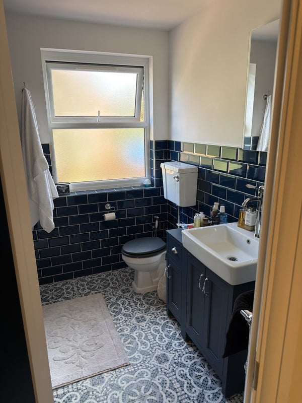 Room Leigh Road in Greater London