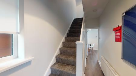 Room Harcourt Street in Royton