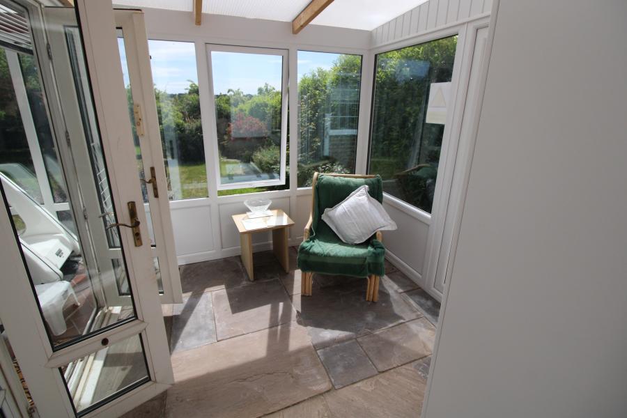 Room Brizlincote Lane in East Staffordshire