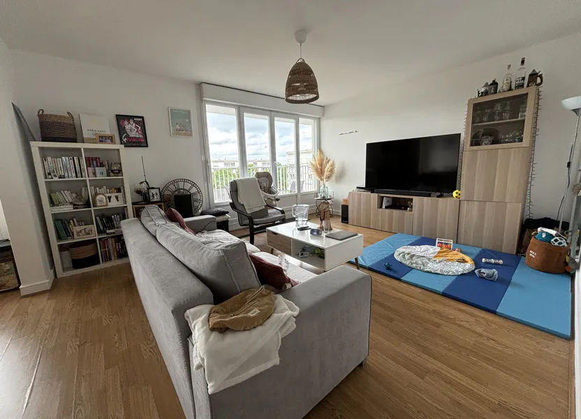 Flat Place Venoise in Caen