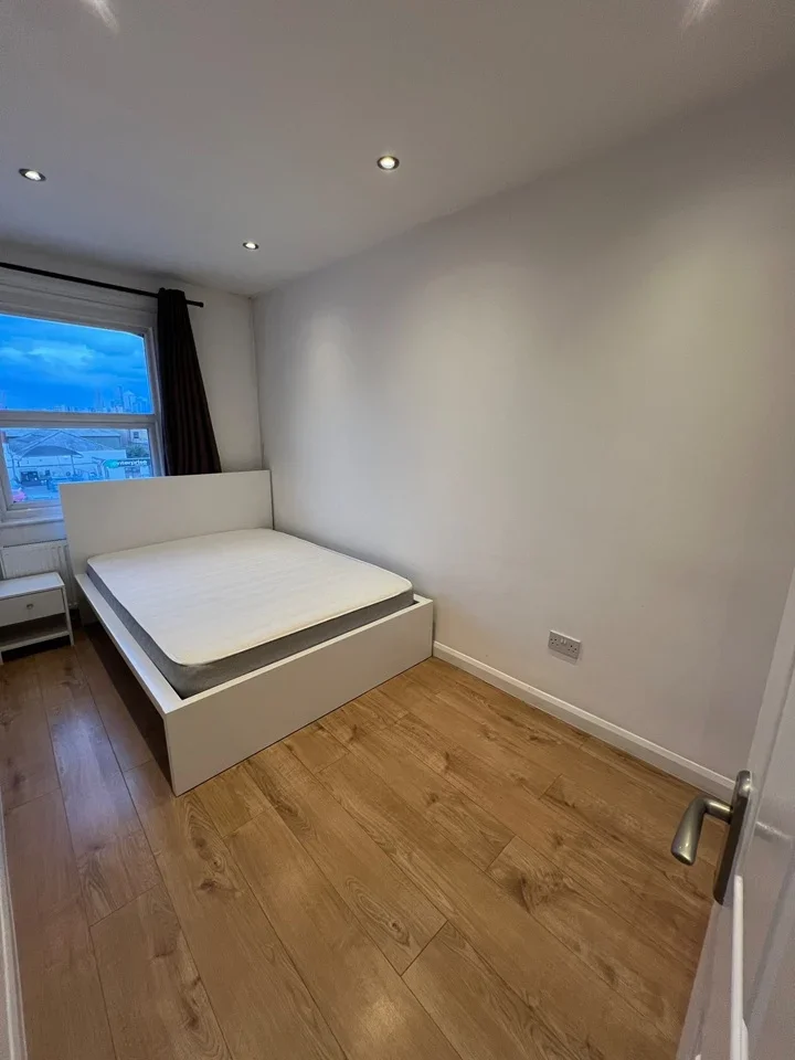 Flat Old Kent Road in Greater London