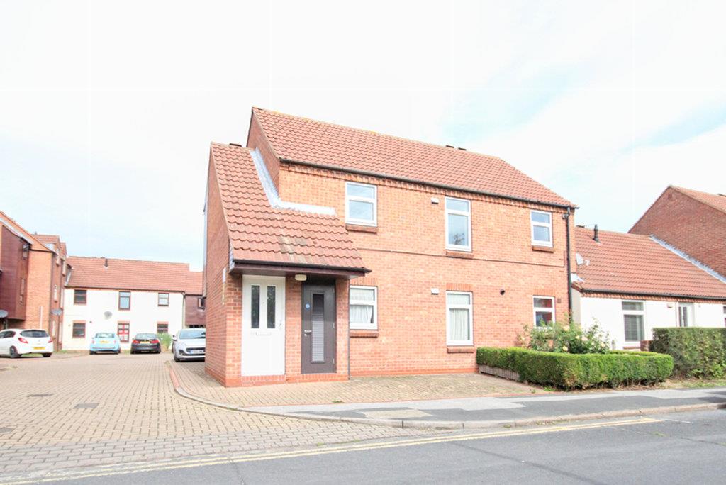 Flat Wellington Road in Beverley
