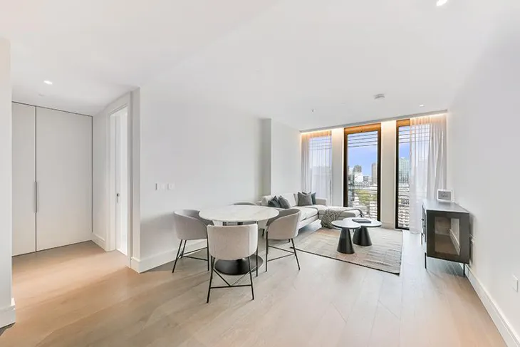 Flat Bishopsgate in City of London