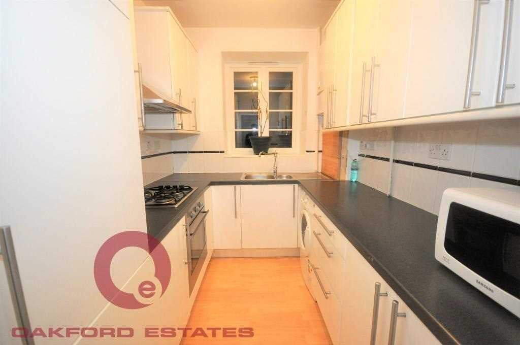 Flat Portpool Lane in Greater London