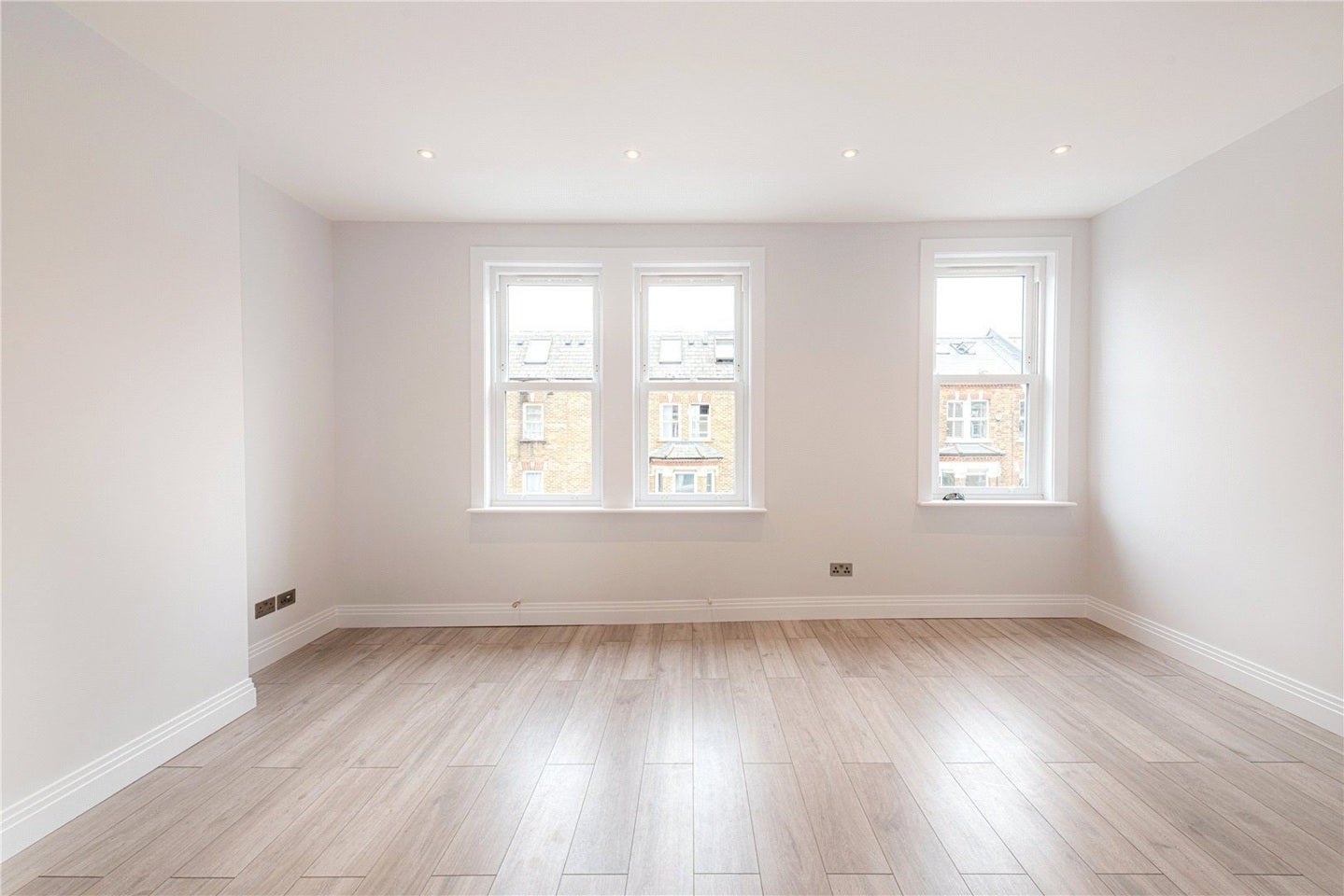 Flat Fermoy Road in City of Westminster