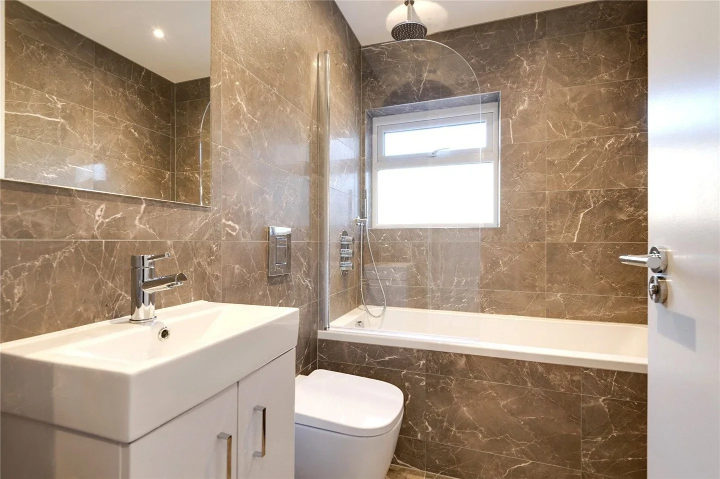 Flat Fermoy Road in City of Westminster