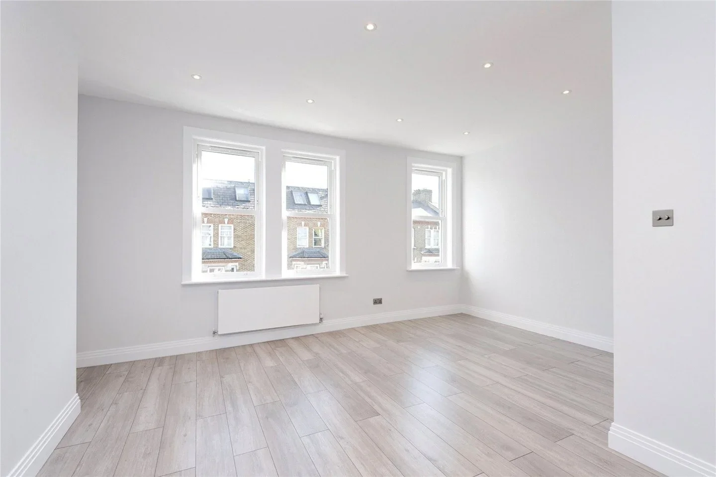 Flat Fermoy Road in City of Westminster