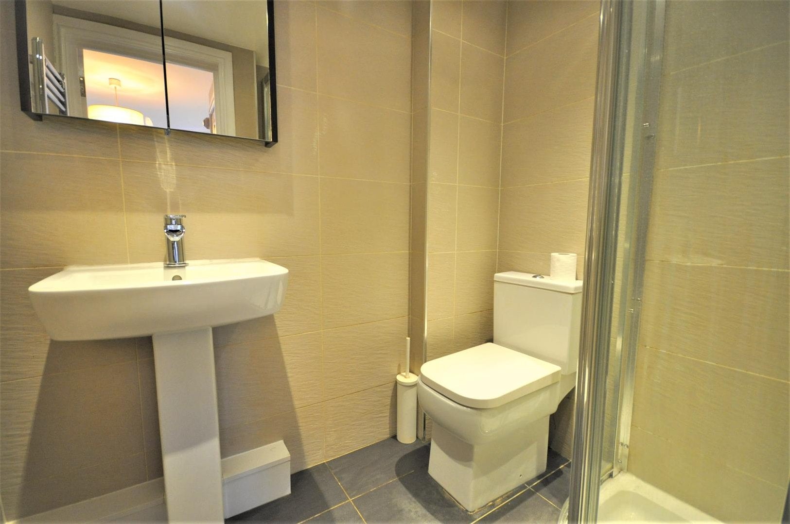 Flat Midland Road in Dacorum