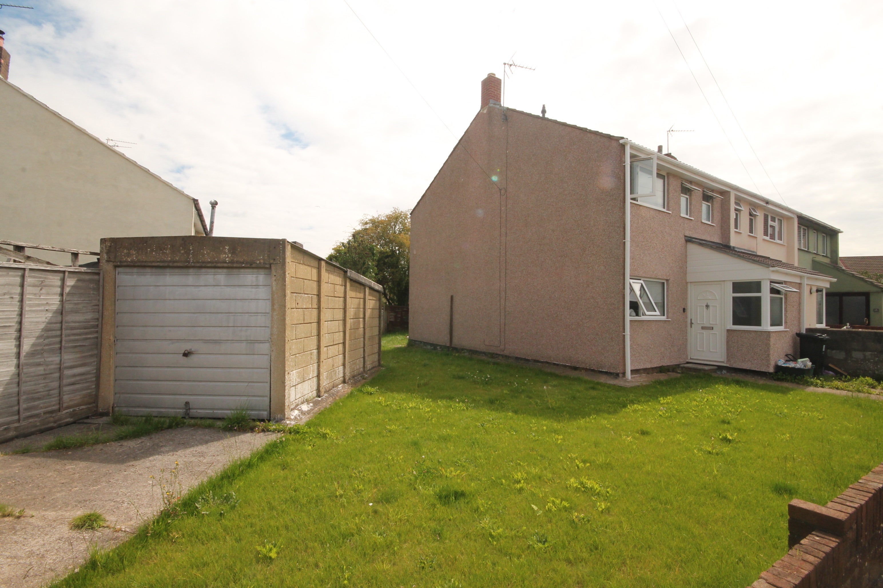 House Madison Close in Yate