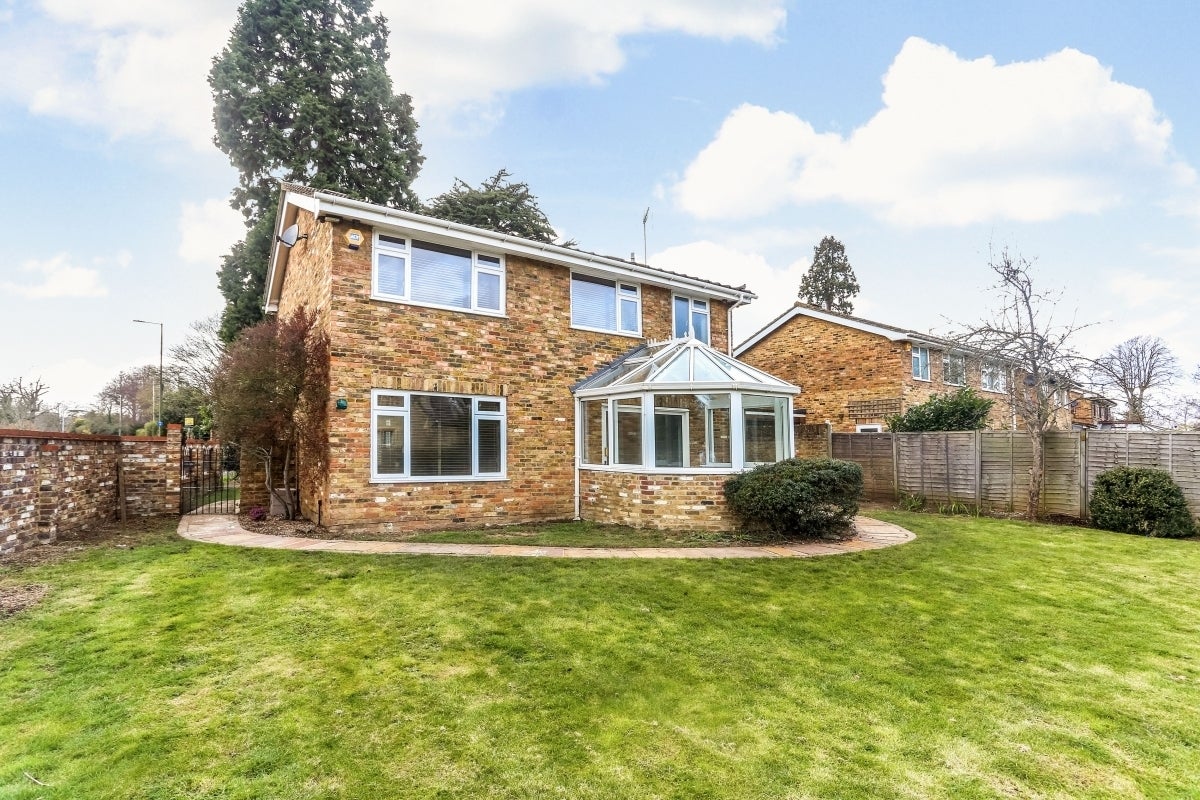 House Kimber Close in Windsor