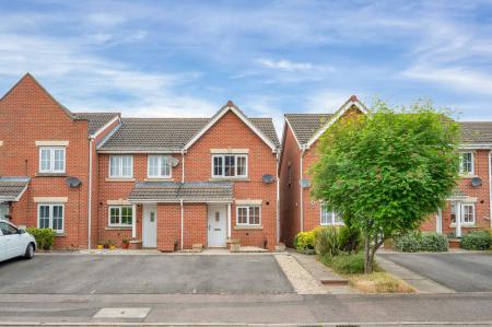 House Buttermere Close in Melton