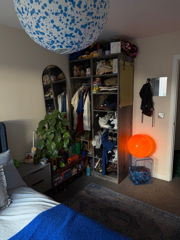 Room Waterways Avenue in Trafford