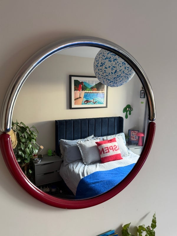 Room Waterways Avenue in Trafford
