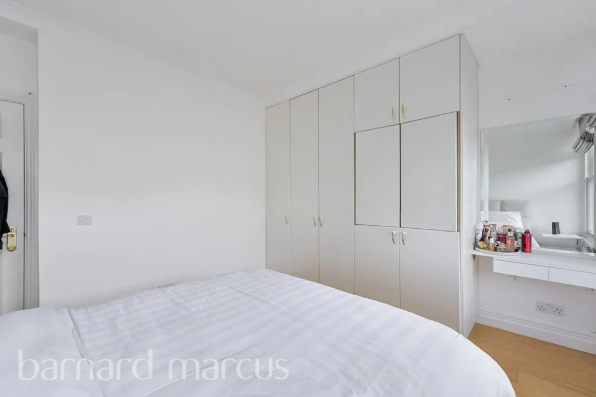 Flat Windsor Road in Greater London