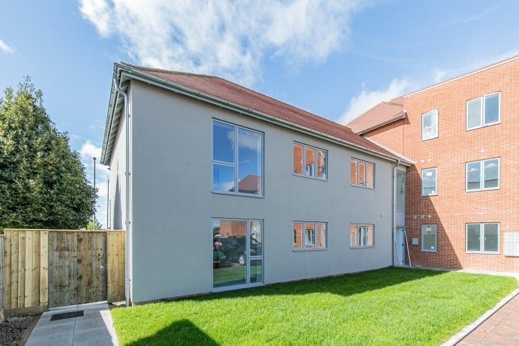 Flat Denchworth Road in Vale of White Horse