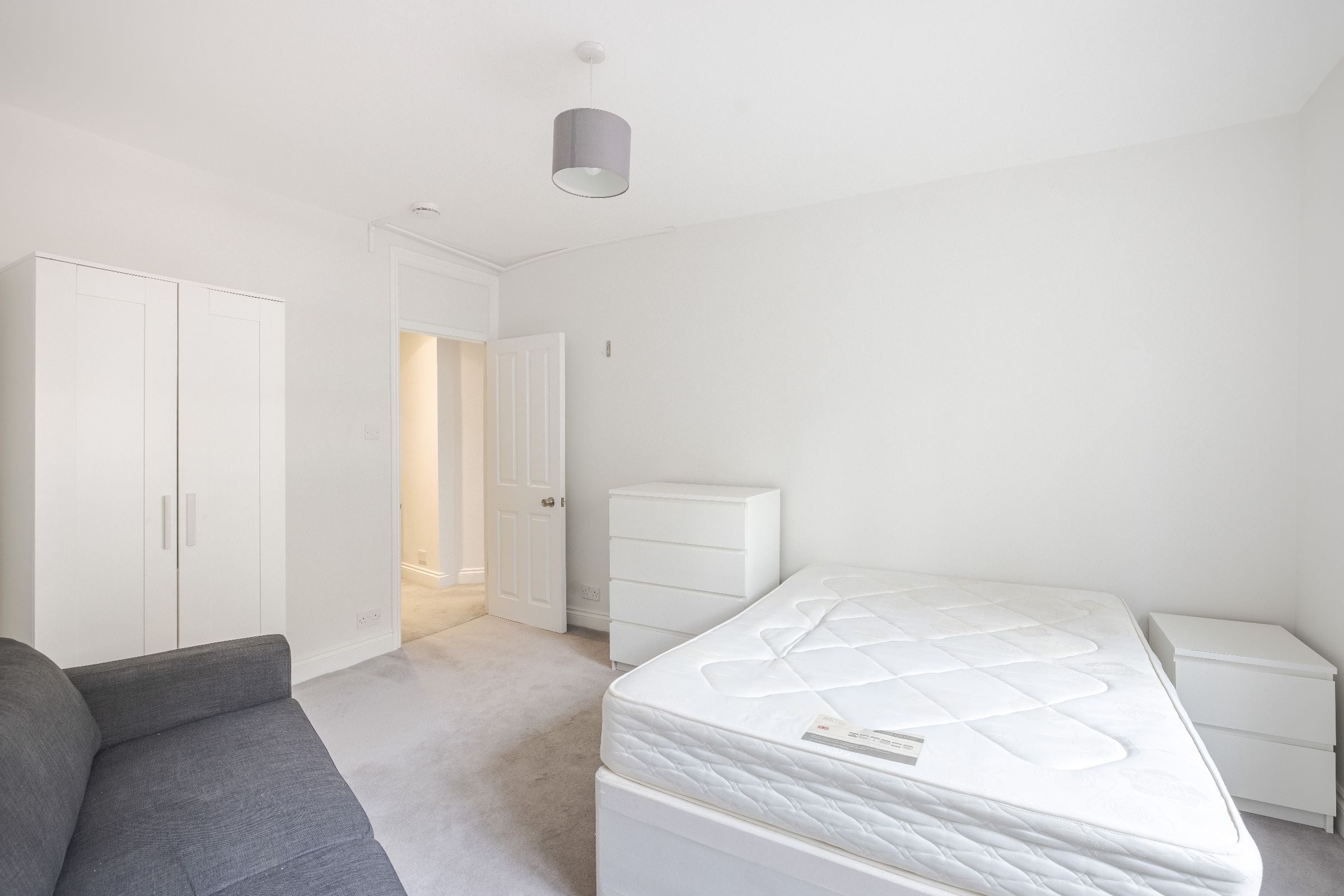 Flat Ranelagh Gardens in Greater London