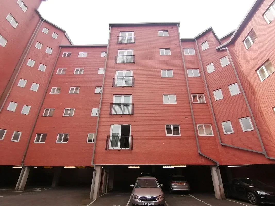Flat Townsend Way in Birmingham