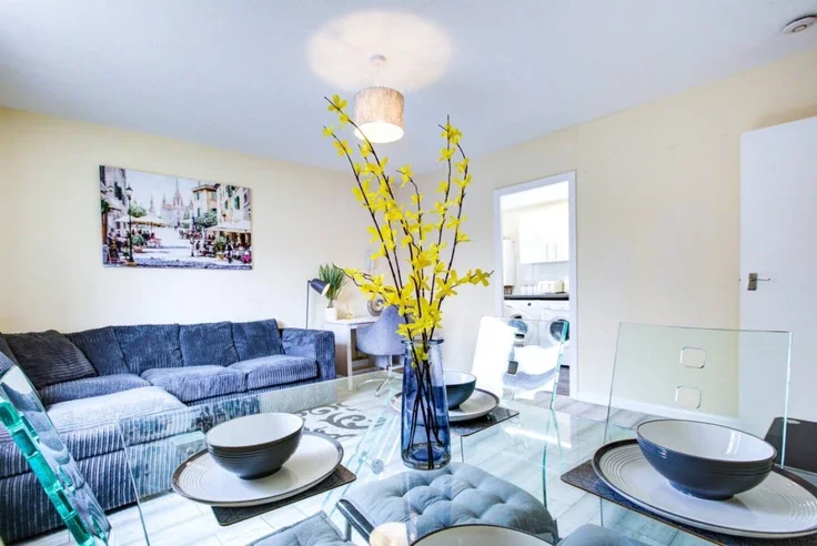 Flat Princess Road in Greater London